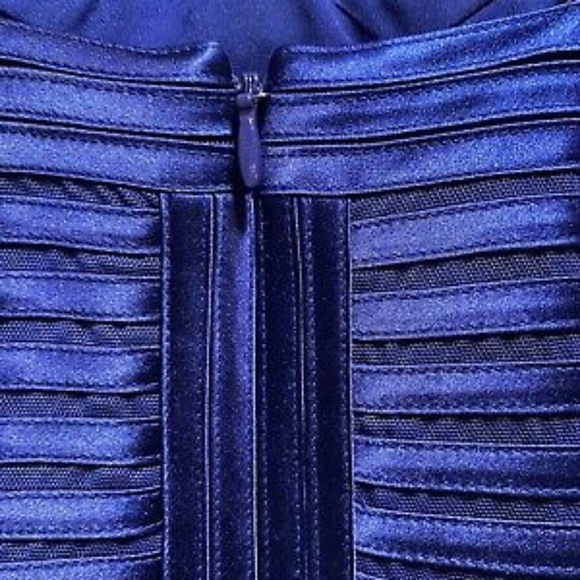 BCBG MaxAzria Rivas Dress - Picture 3 of 3